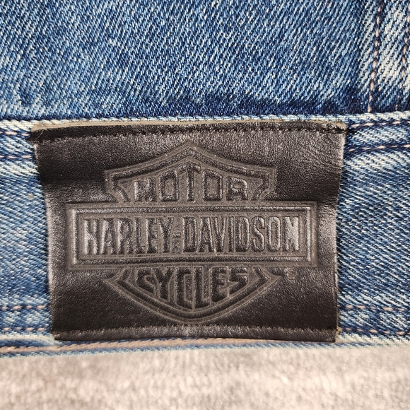 Harley Davidson Denim Biker Vest! - Picture 6 of 9